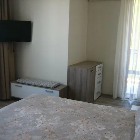 Nereya Palace, Lidia * Pomorie